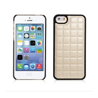 Чехол Xoomz для iPhone 5/5S/5SE PU Grid White (back cover)